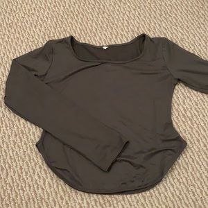 Yesstyle u neck long sleeve top